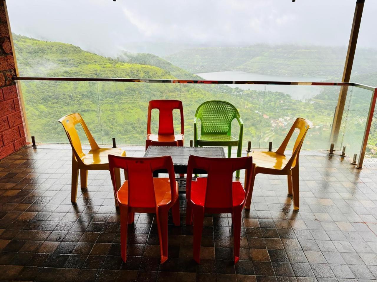 Paramount 3 Ac Bedrooms Hall Garden With Lake View Panchgani Exteriér fotografie