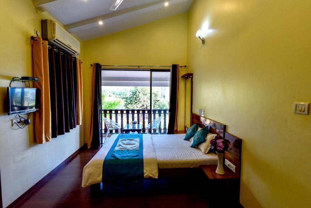 Paramount 3 Ac Bedrooms Hall Garden With Lake View Panchgani Exteriér fotografie